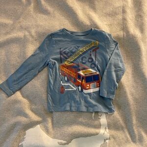 Old Navy | fire truck long sleeve shirt light blue | toddler boy 3t